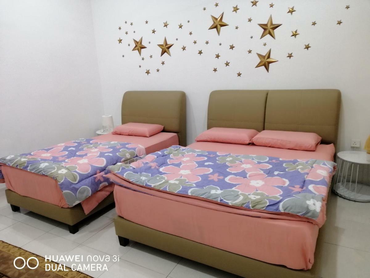 Alyaleesya Homestay Teres Бринчанг Екстер'єр фото